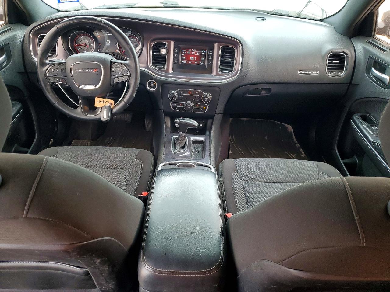 Dodge Charger Se