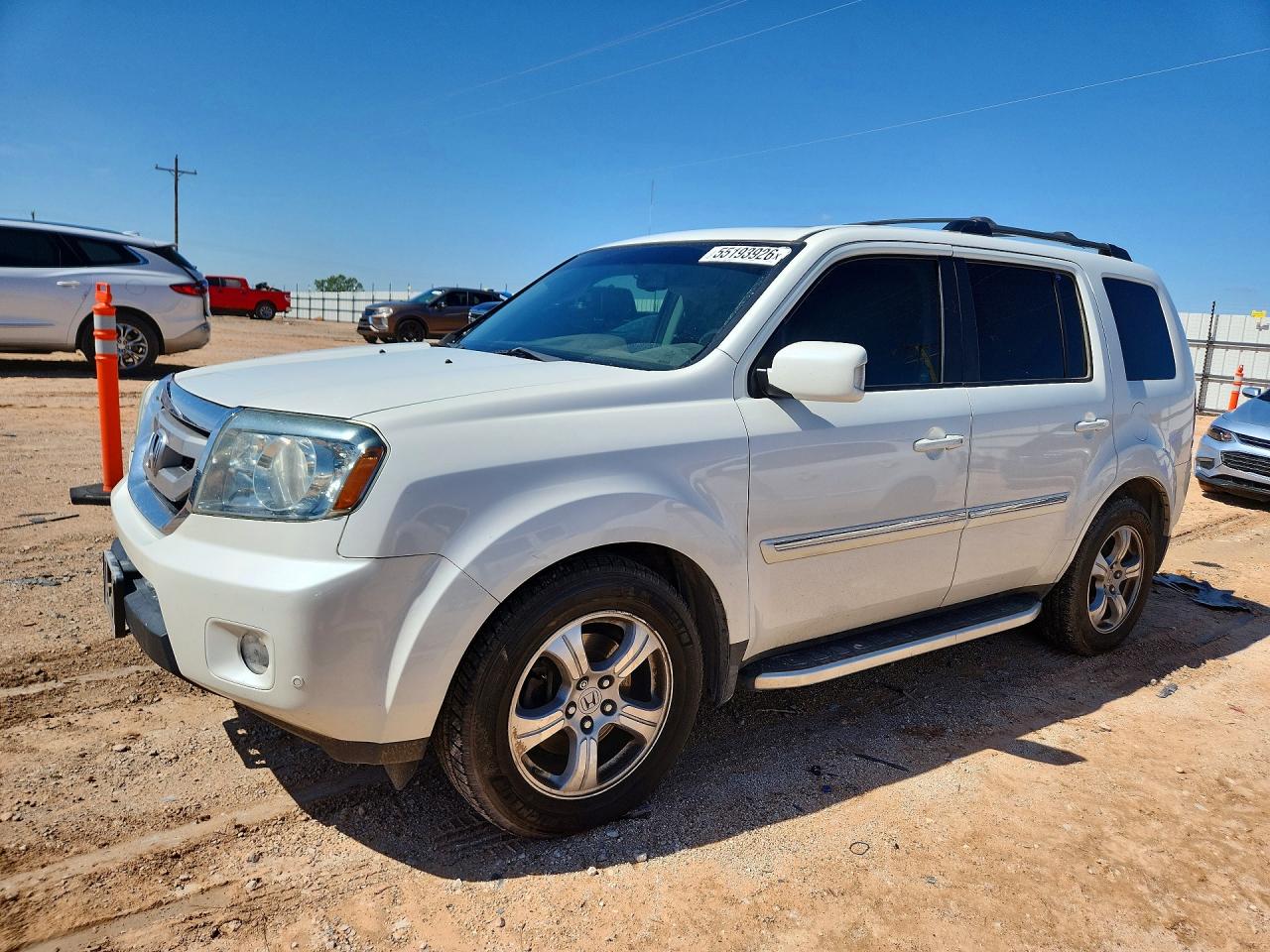 Salvage Honda Pilot Image
