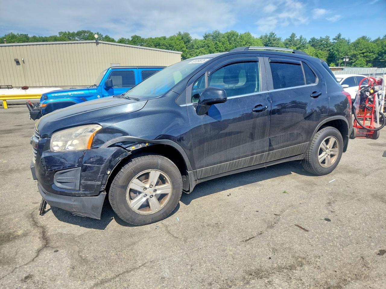 Salvage Chevrolet Trax Image