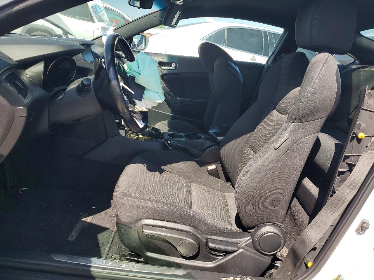 Hyundai Genesis 2.0t