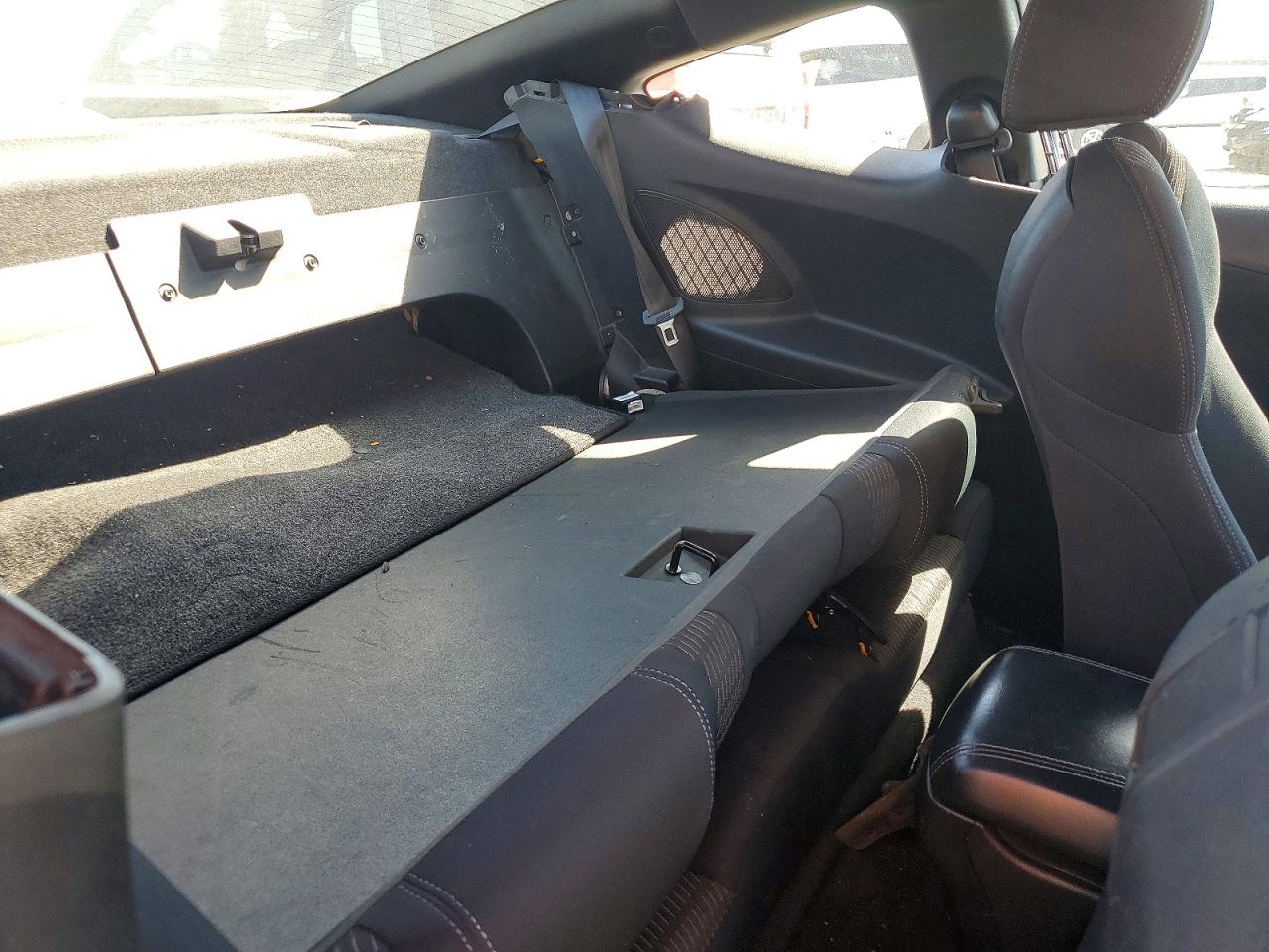 Hyundai Genesis 2.0t