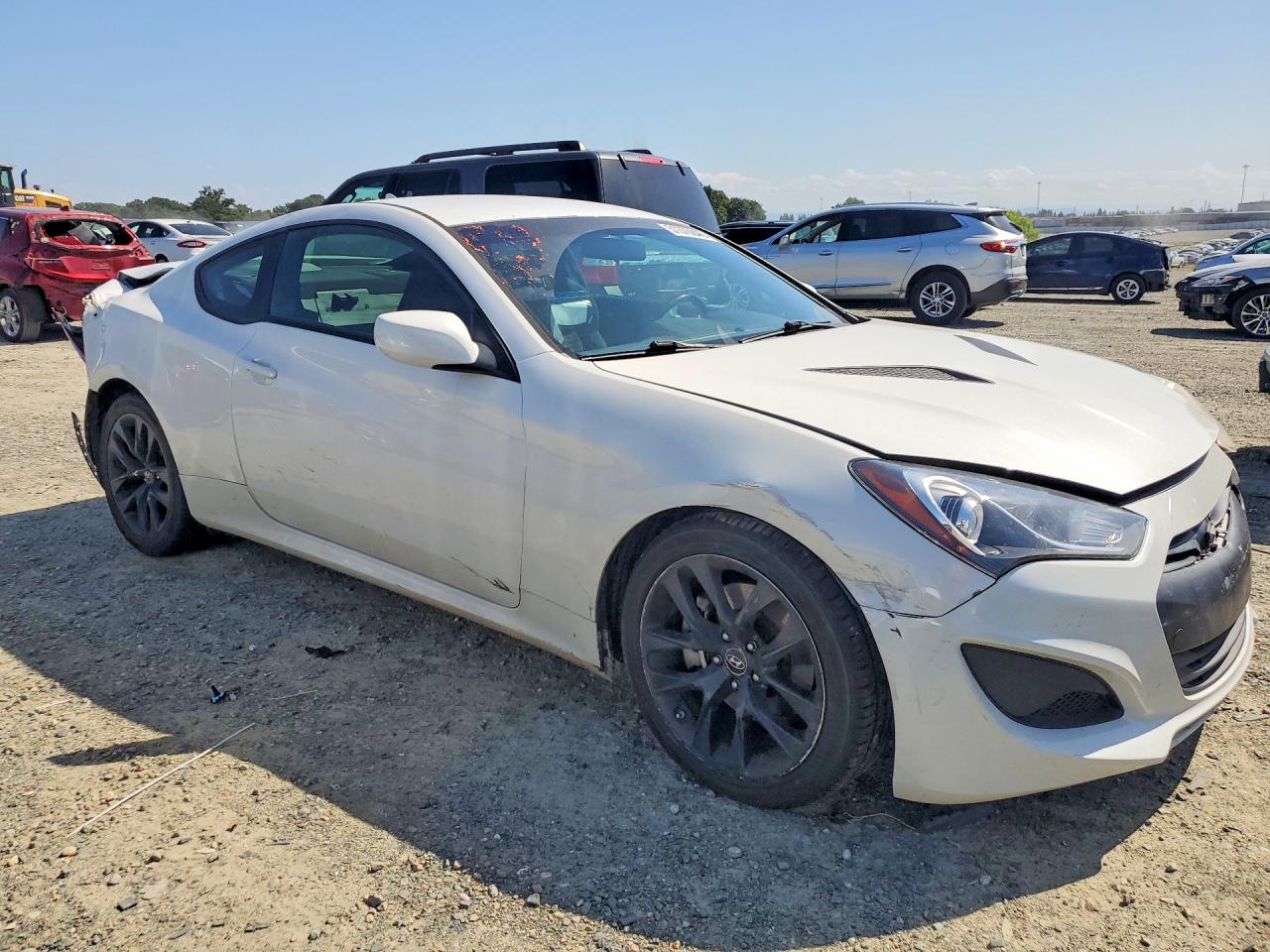 Hyundai Genesis 2.0t