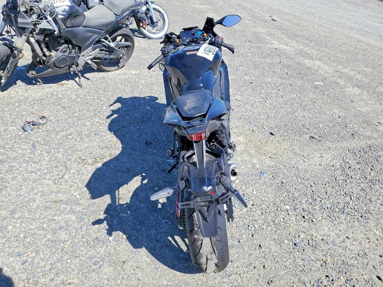 Yamaha Yzf690