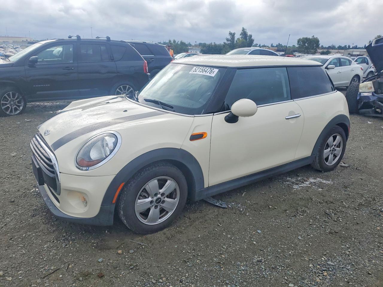 Salvage MINI Cooper Image
