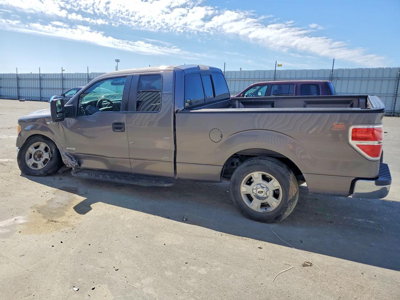 Ford F-150 Super Cab