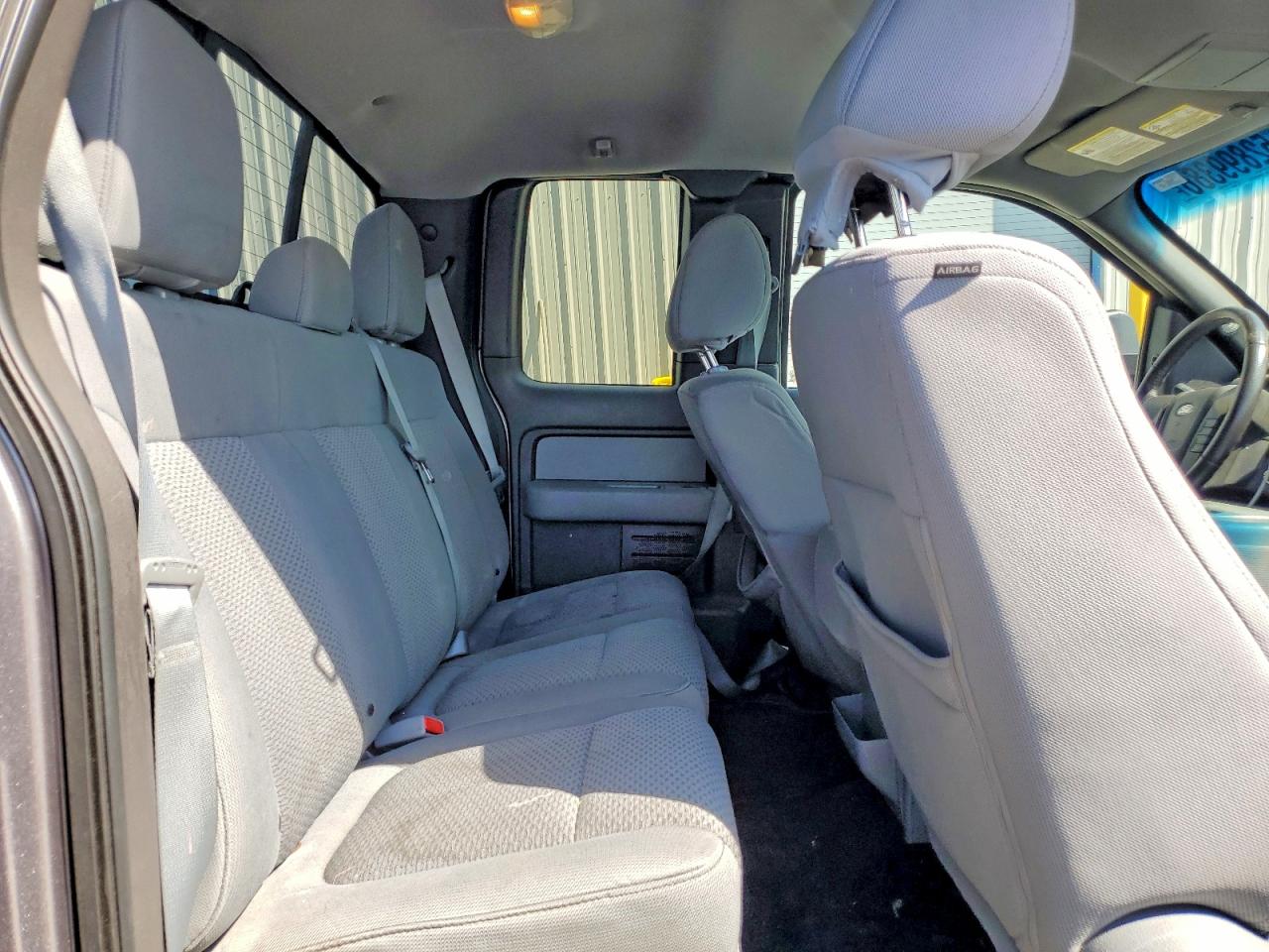 Ford F-150 Super Cab