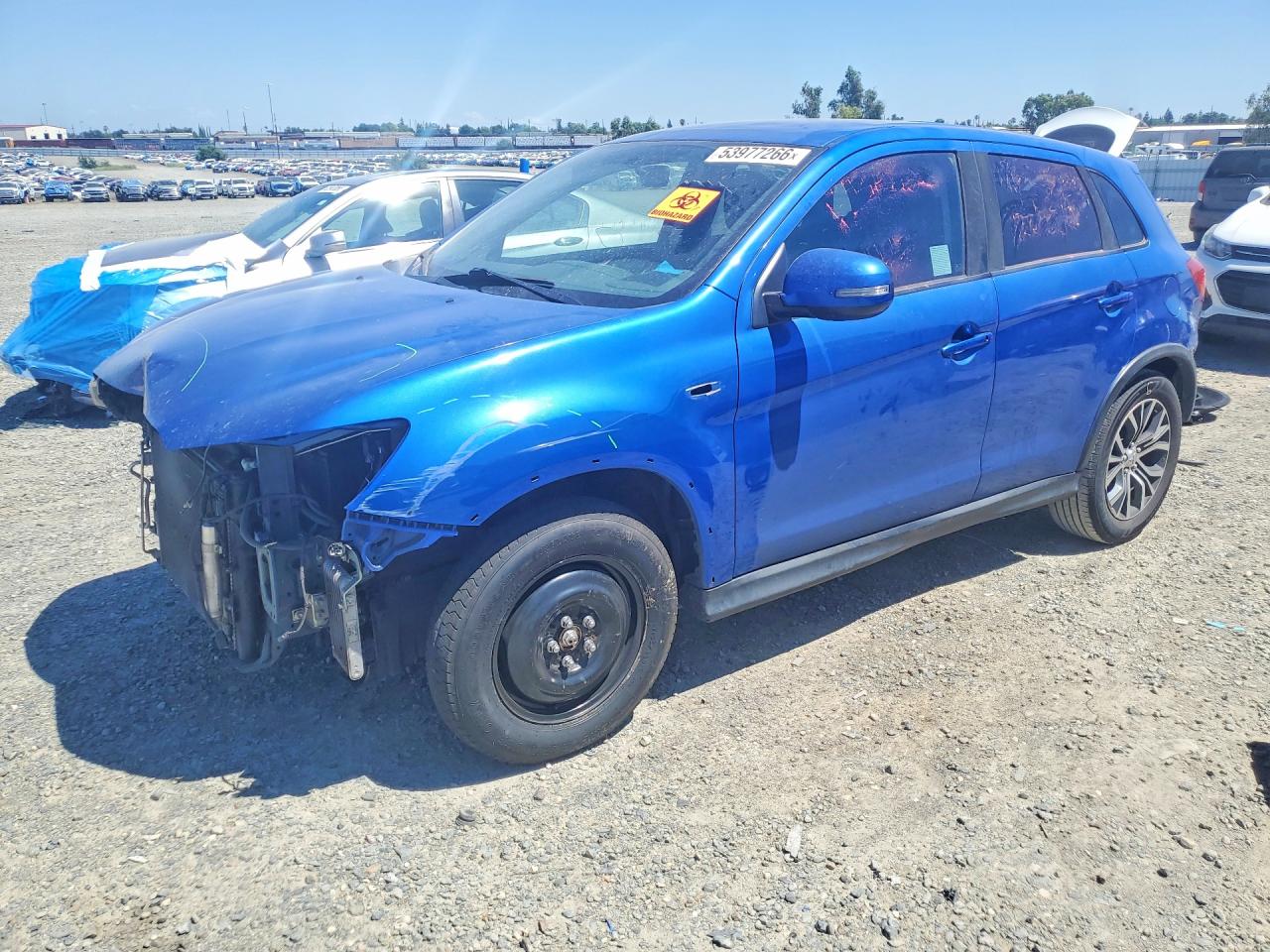 Salvage Mitsubishi Outlander Image