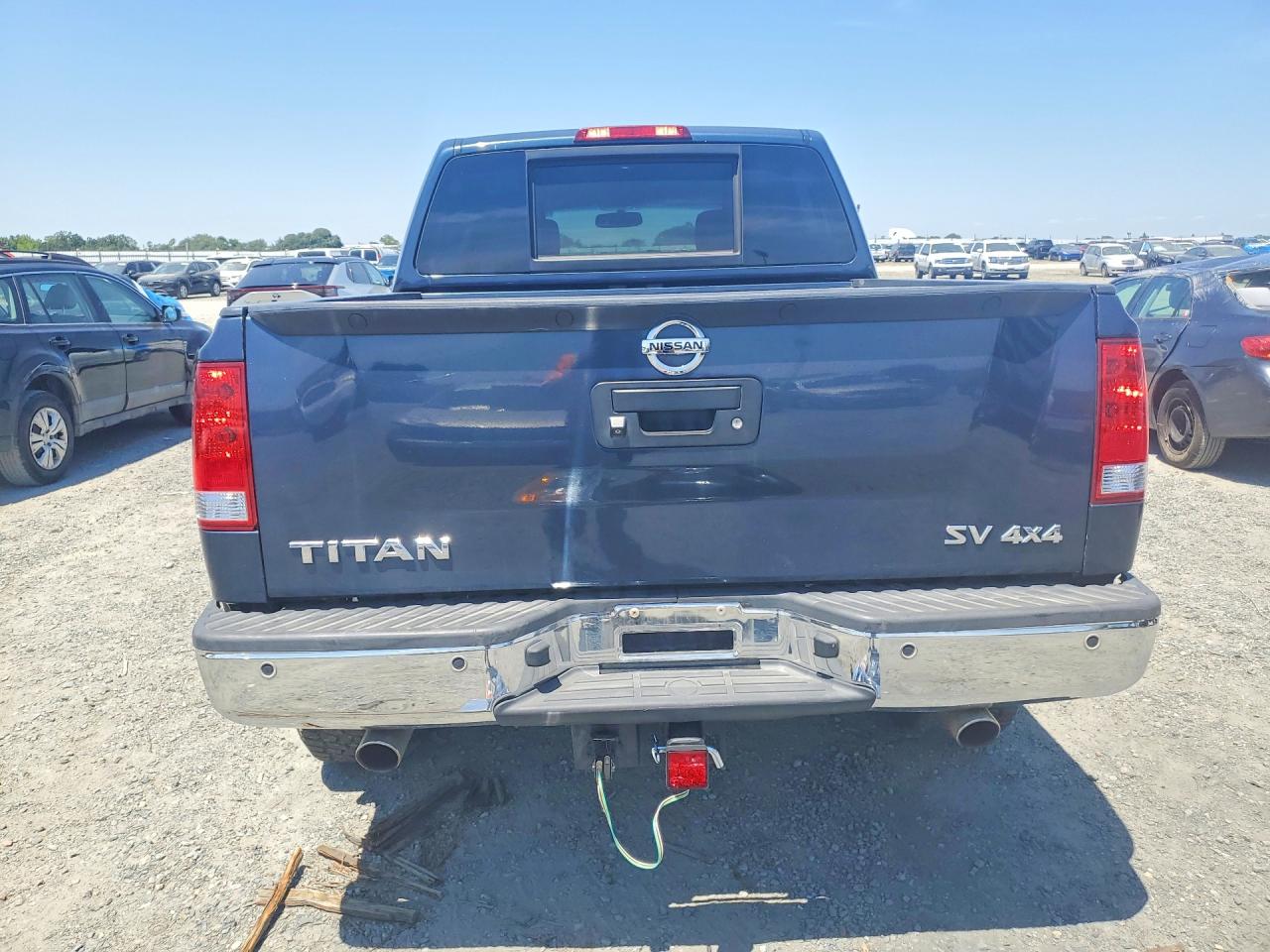 Nissan Titan Sv