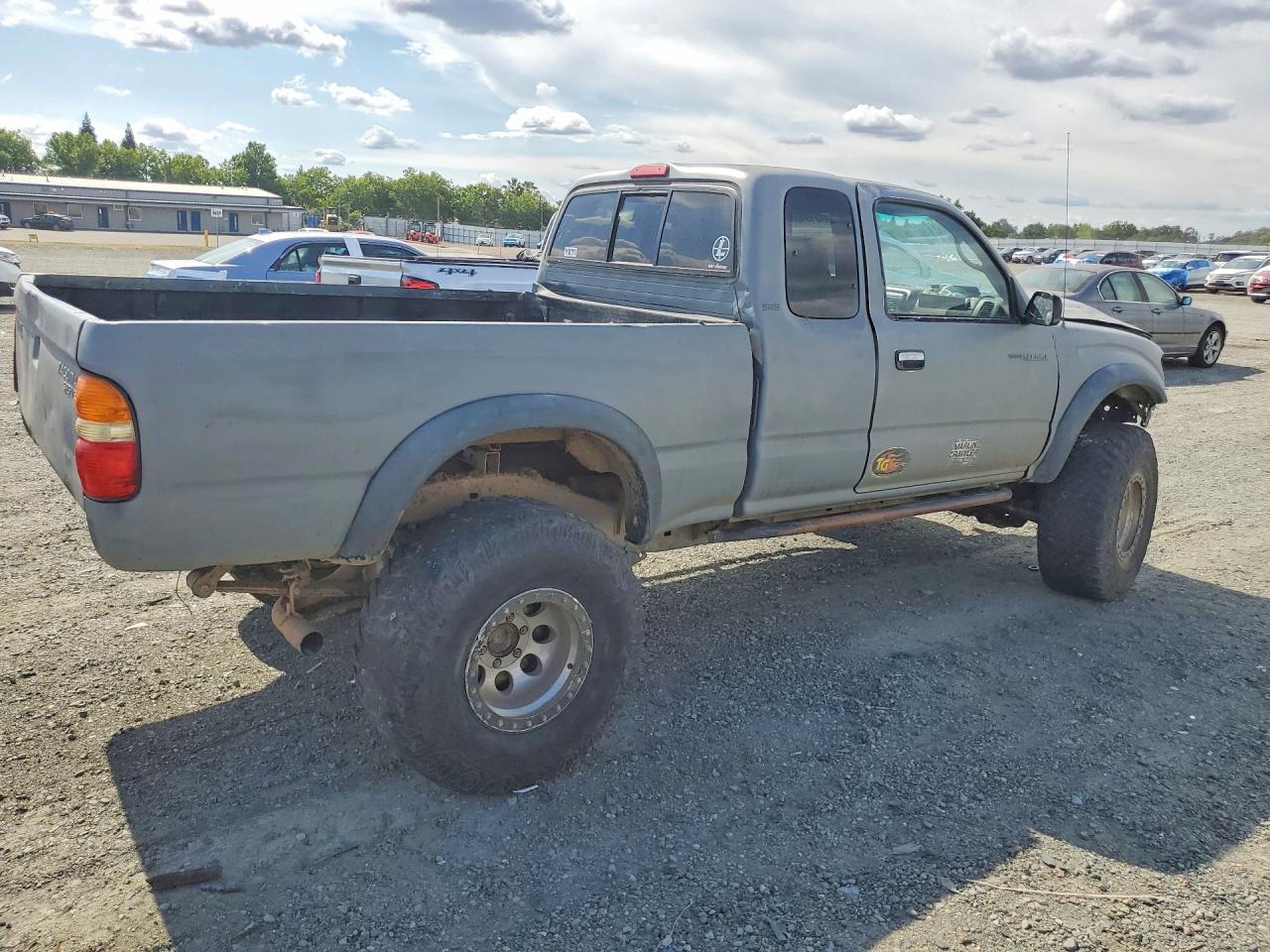 Toyota Tacoma V6