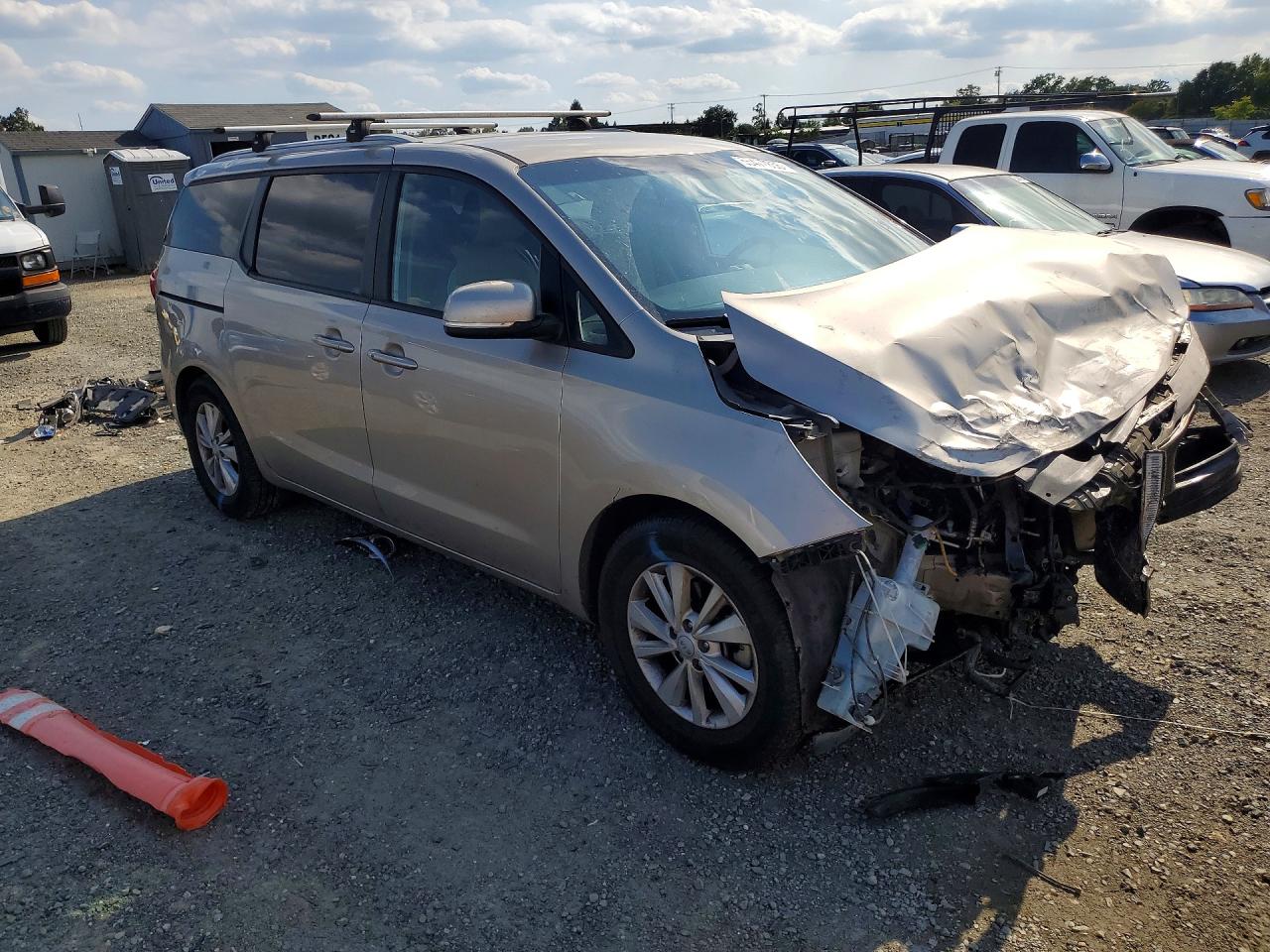 Kia Sedona Lx
