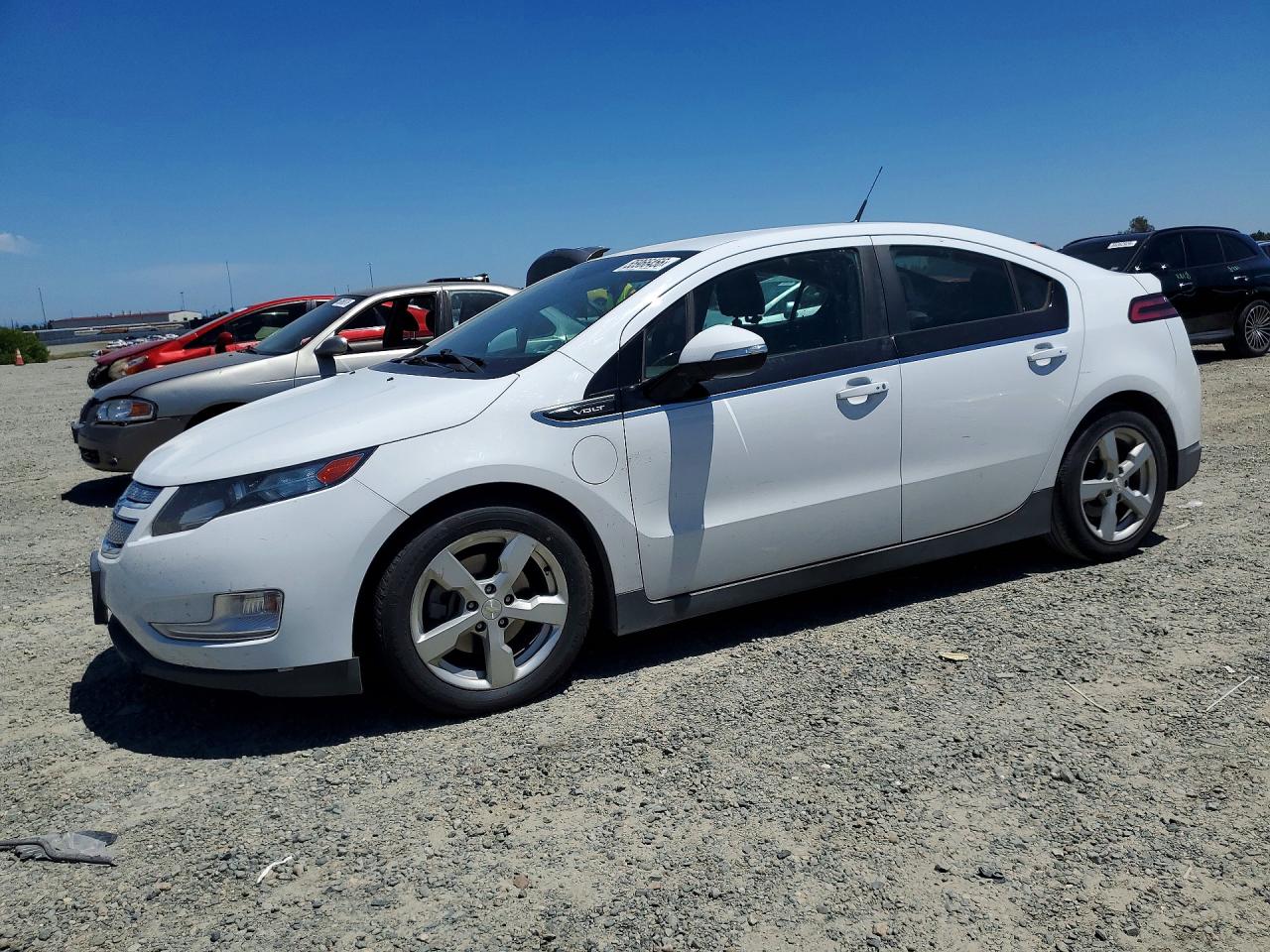 Salvage Chevrolet Volt Image