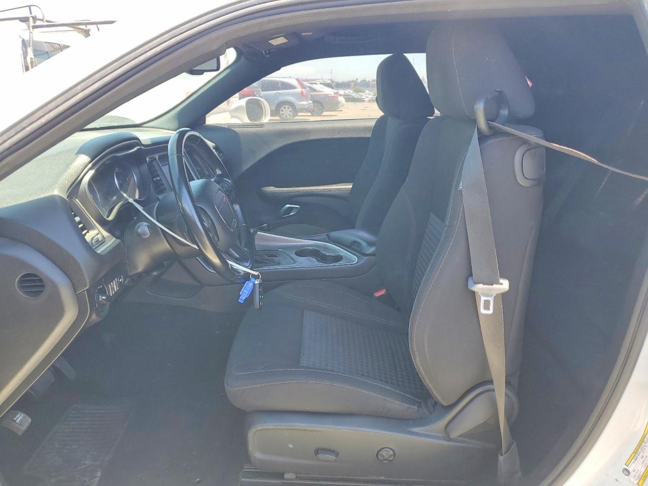 Dodge Challenger Sxt