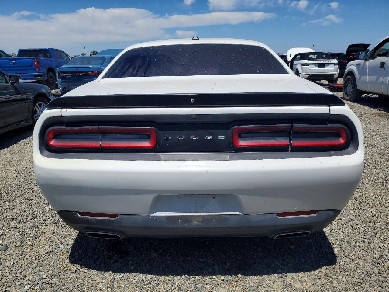 Dodge Challenger Sxt