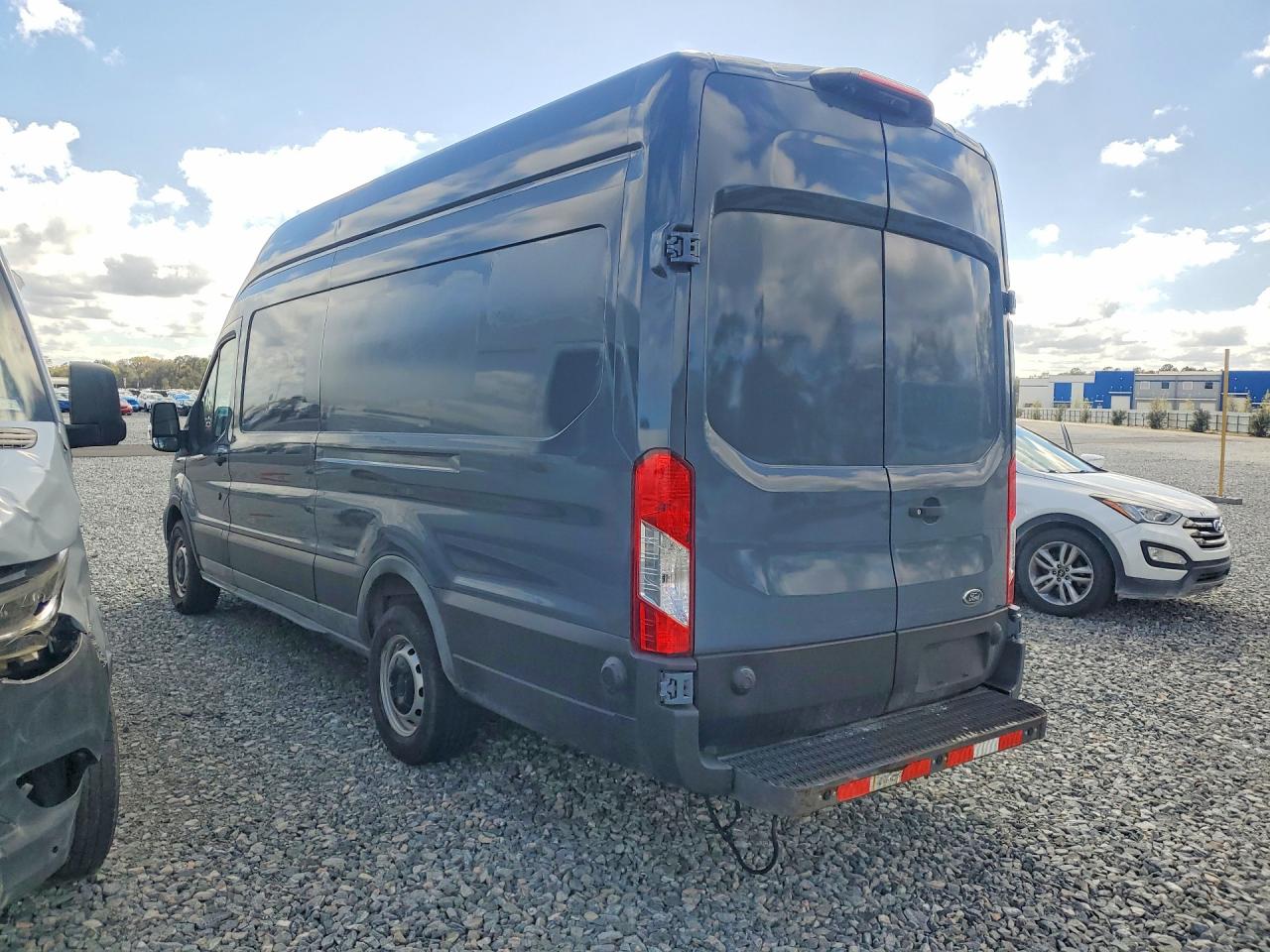 Ford Transit T-250