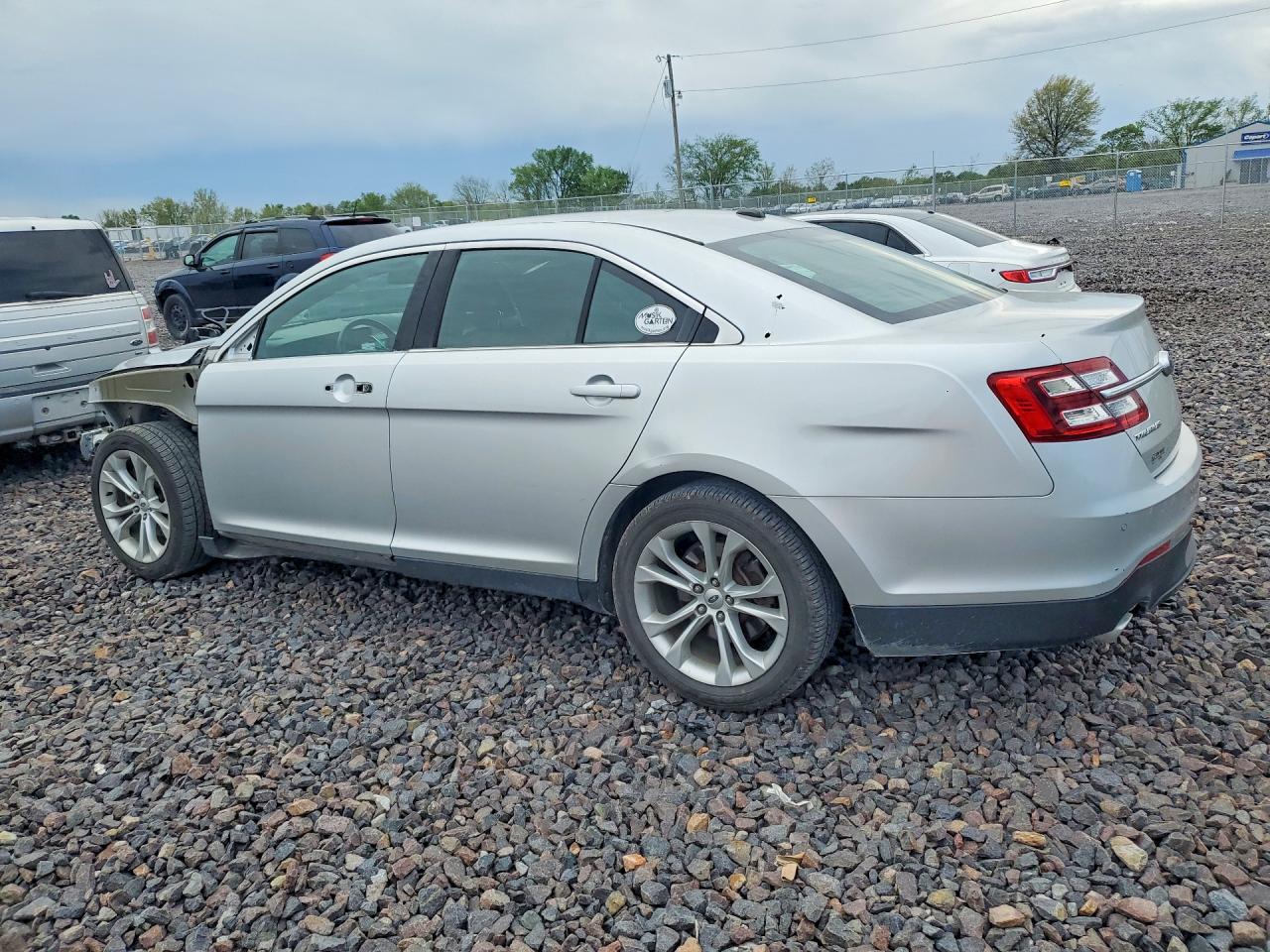 Ford Taurus Sel