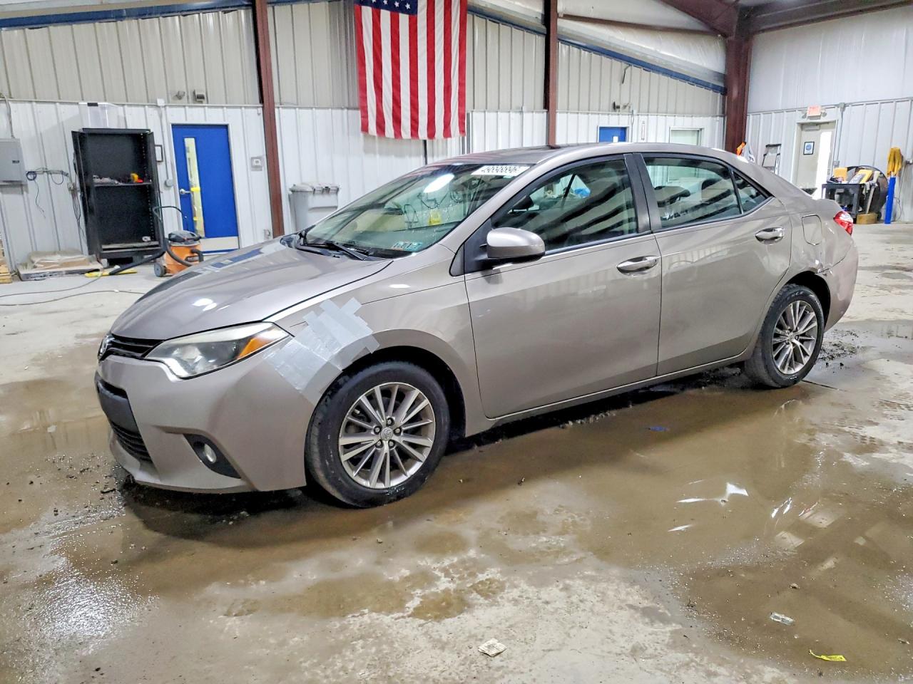 Salvage Toyota Corolla Image