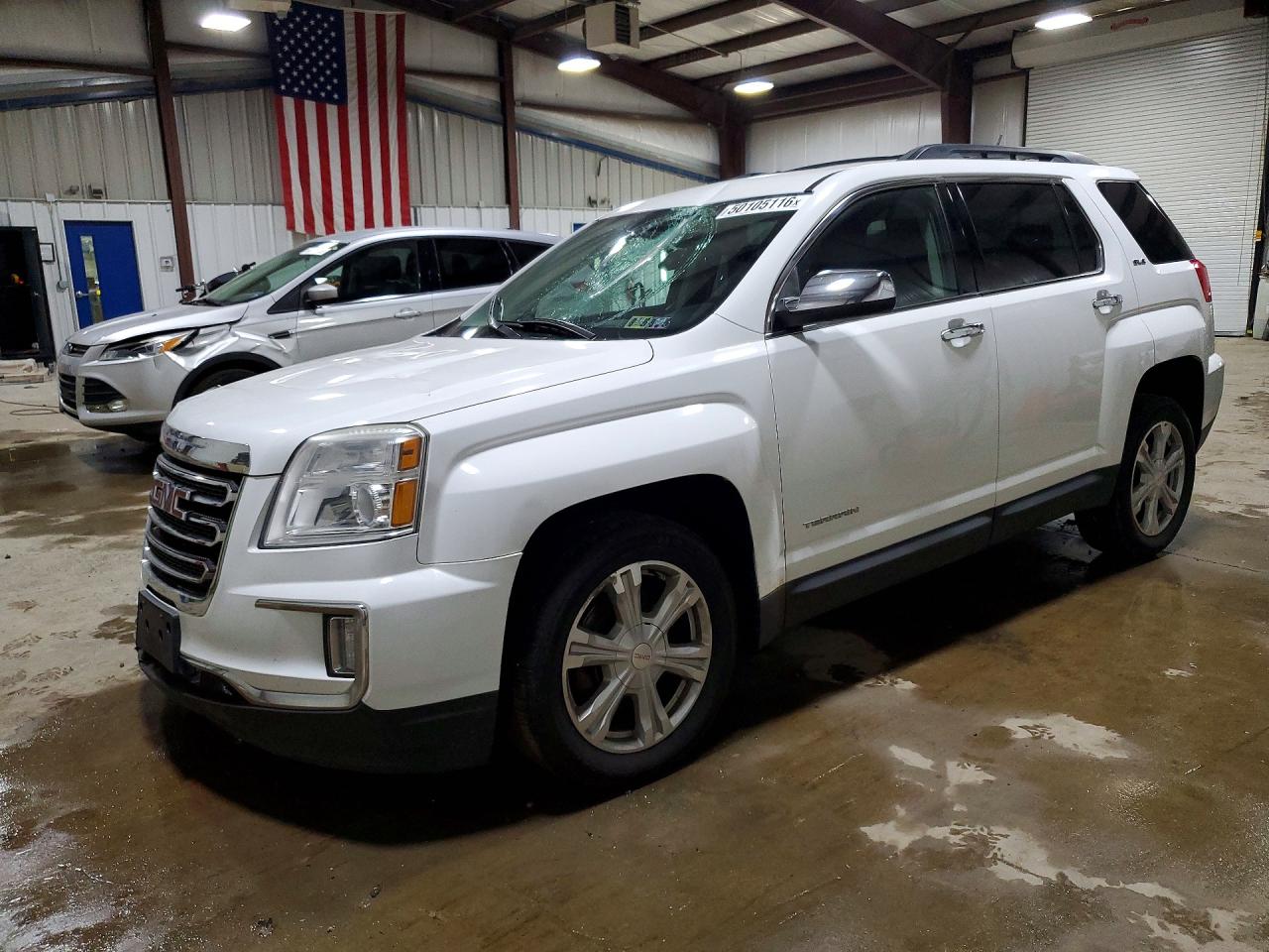 Salvage GMC Terrain Image