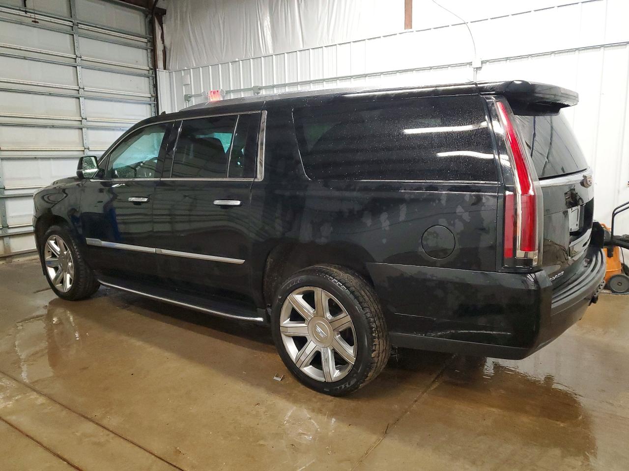 Cadillac Escalade Esv Luxury