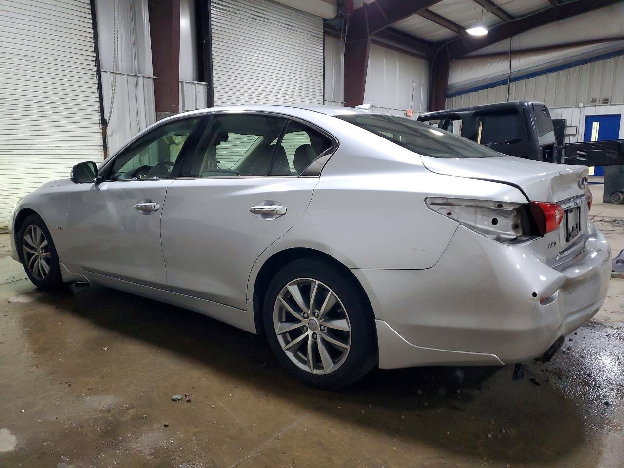 INFINITI Q50 3.0t P 3.0t Premium
