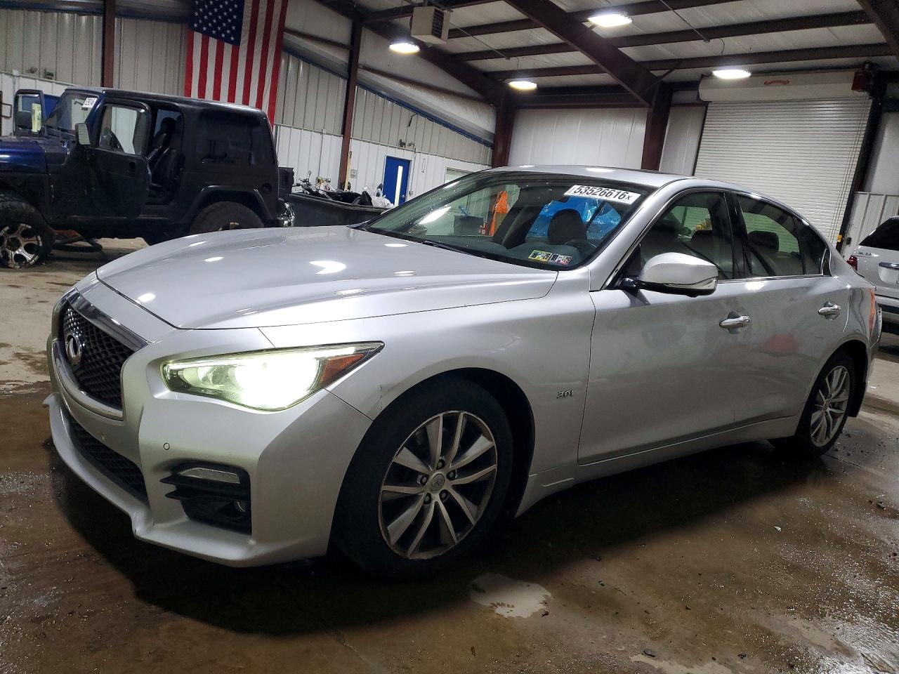 Salvage INFINITI Q50 Image