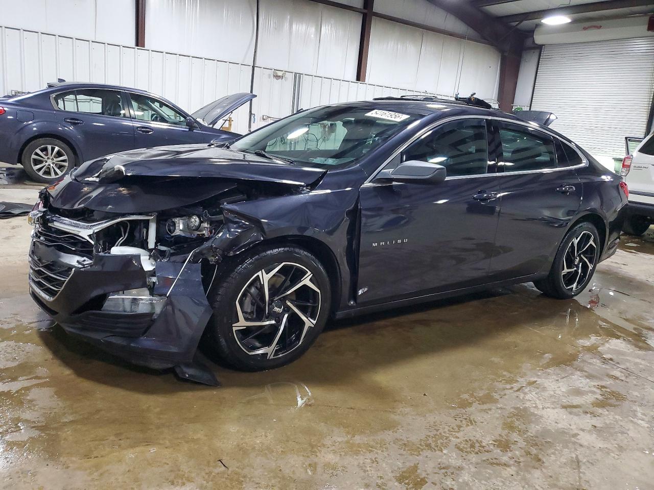 Salvage Chevrolet Malibu Image
