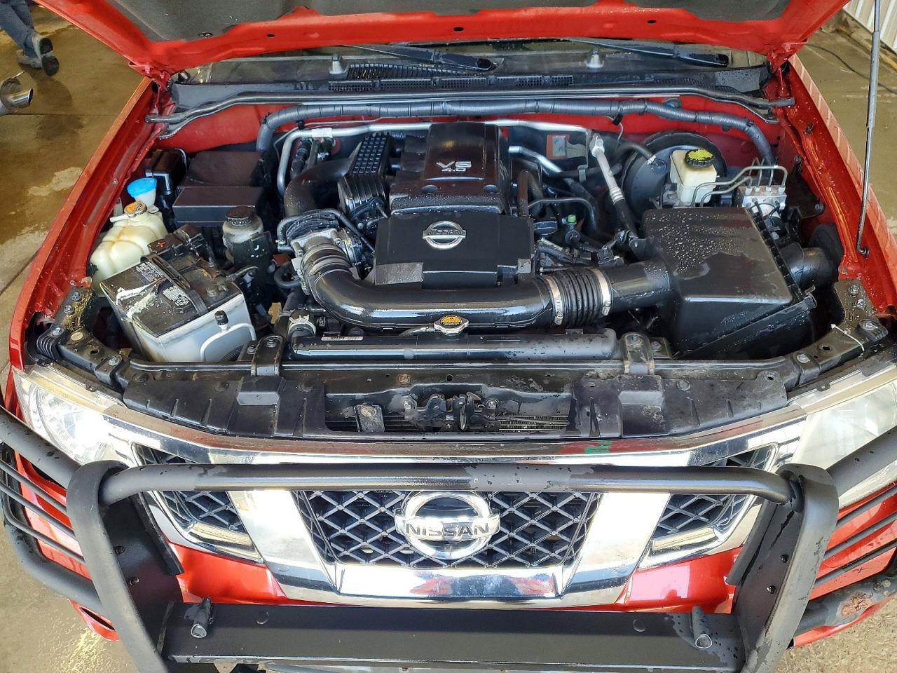 Nissan Frontier Sv V6