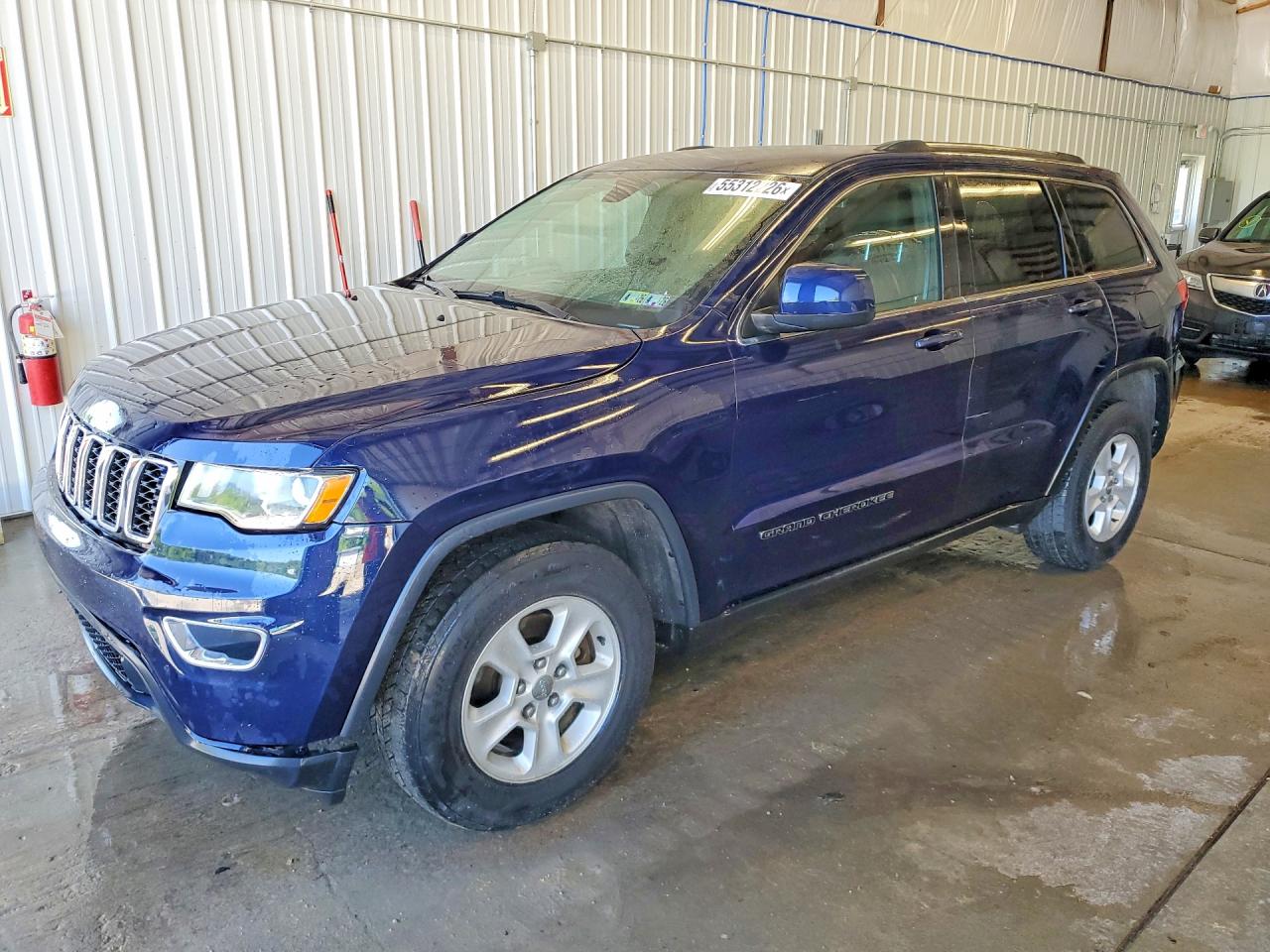 Salvage Jeep Grand Cherokee Image