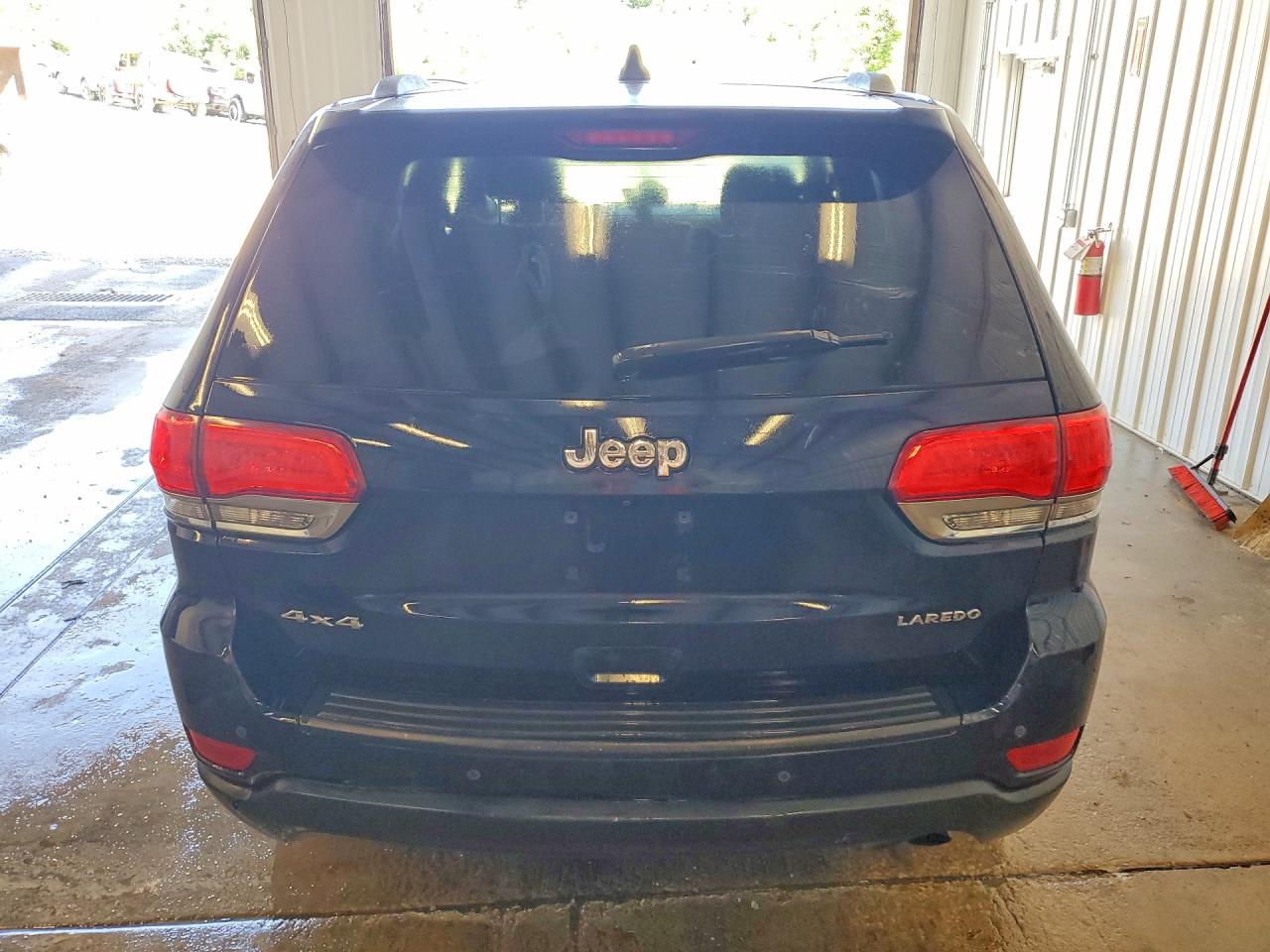 Jeep Grand Cherokee Laredo