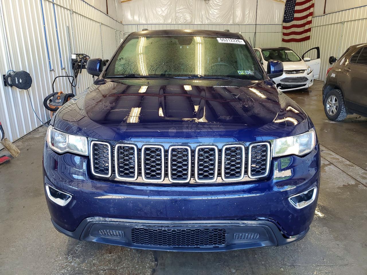 Jeep Grand Cherokee Laredo