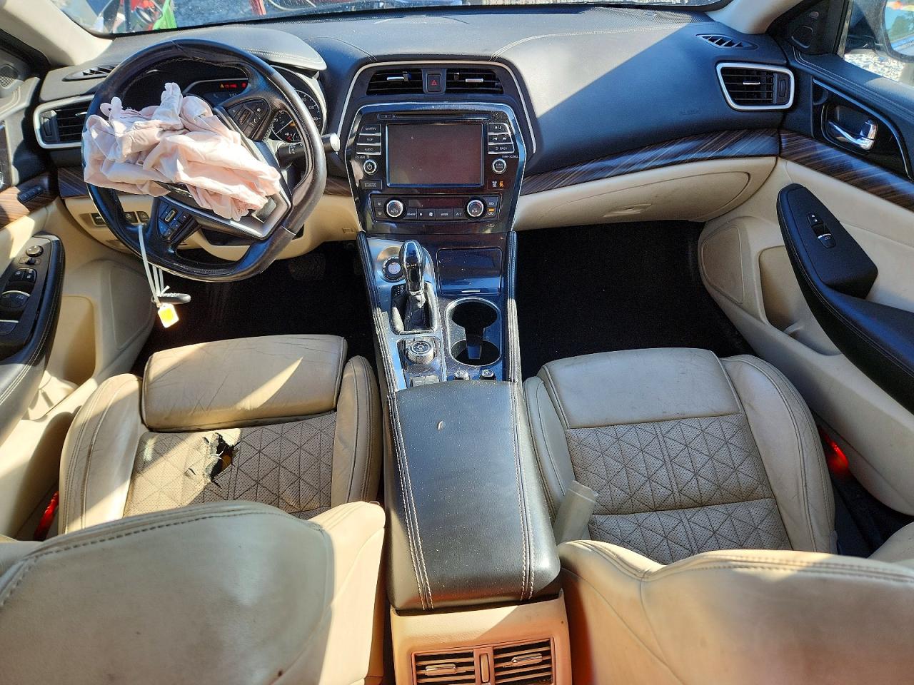 Nissan Maxima Platinum
