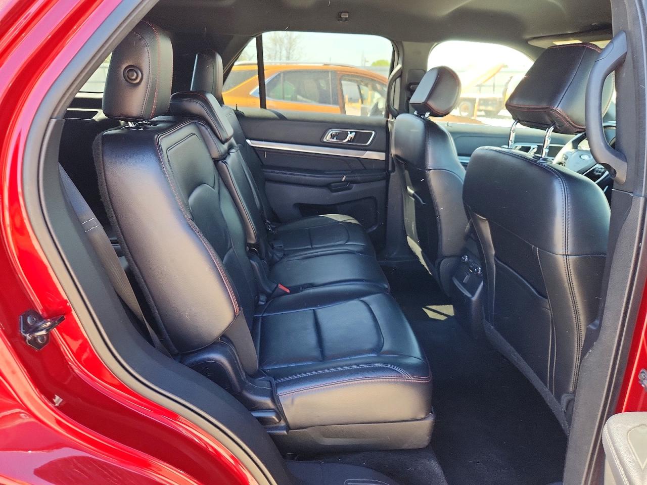 Ford Explorer Sport