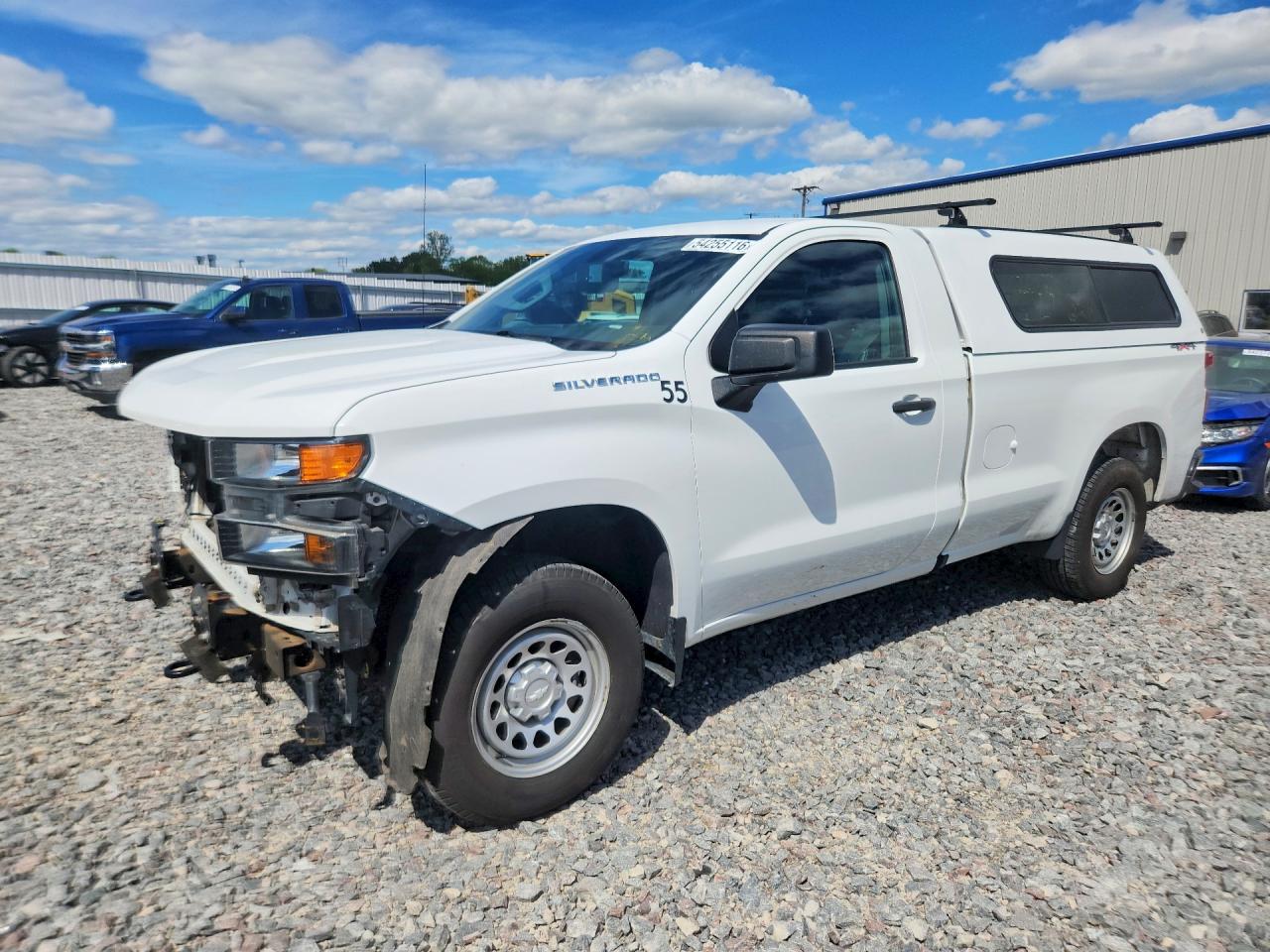 Salvage Chevrolet Silverado Image