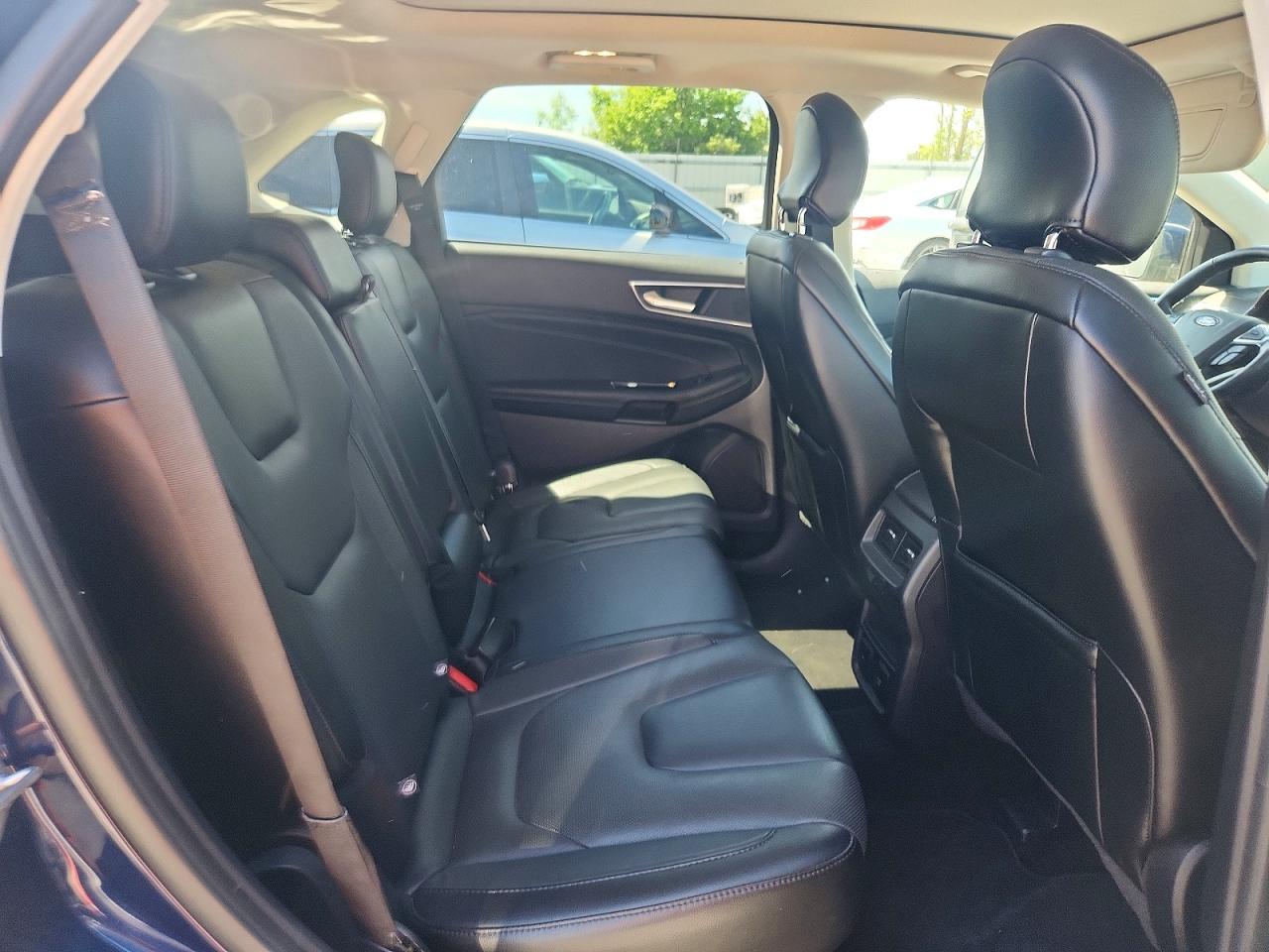 Ford Edge Titanium