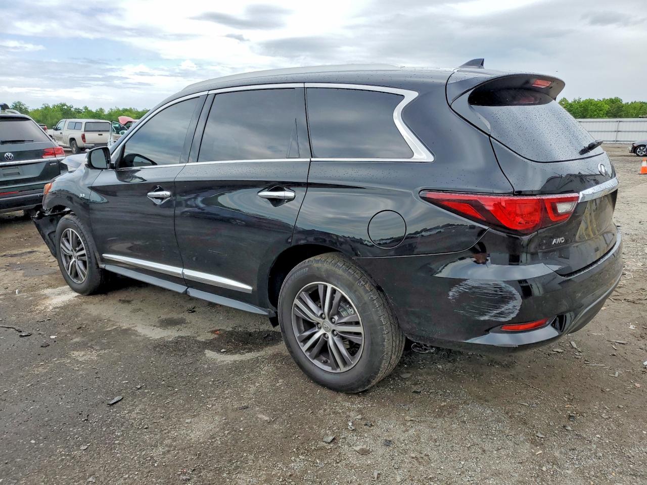 INFINITI Qx Luxe