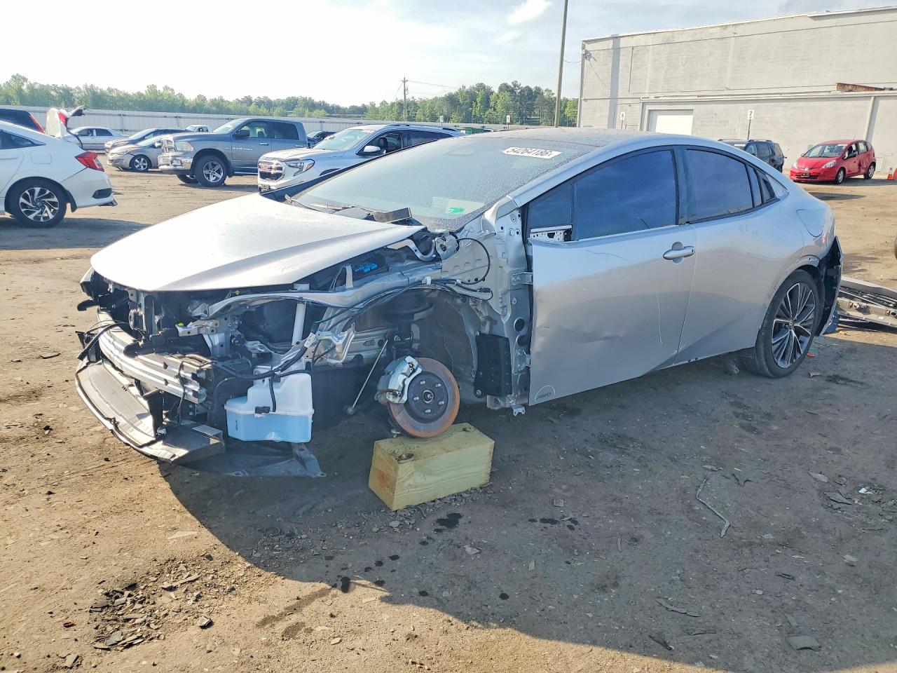 Salvage Toyota Prius Image