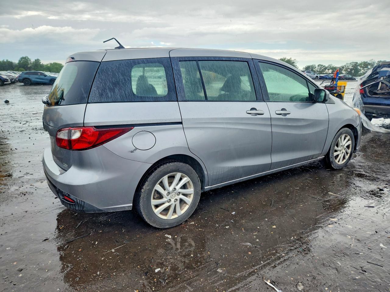 Mazda 5