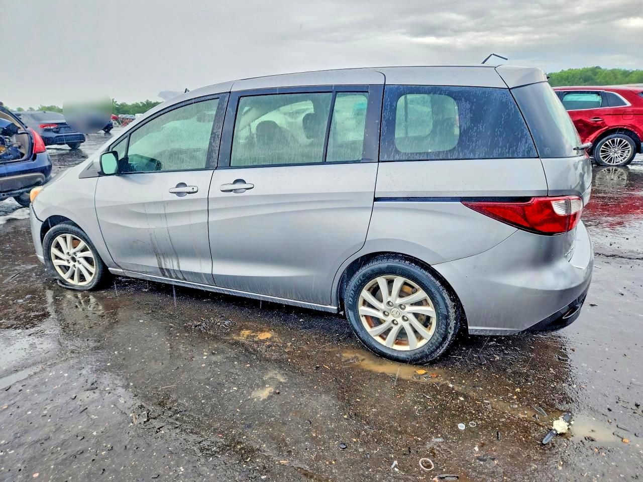 Mazda 5