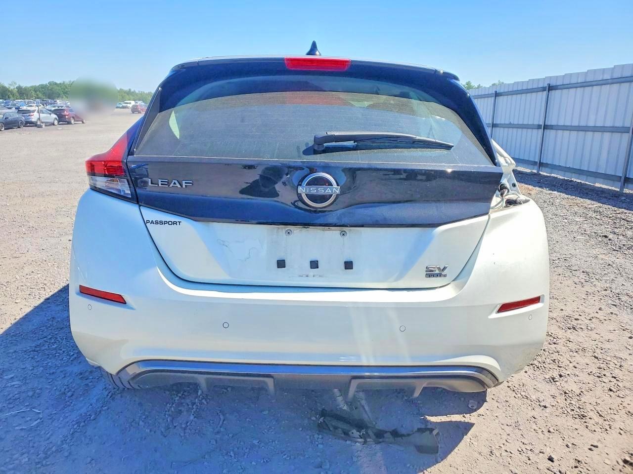 Nissan LEAF Sv Plus