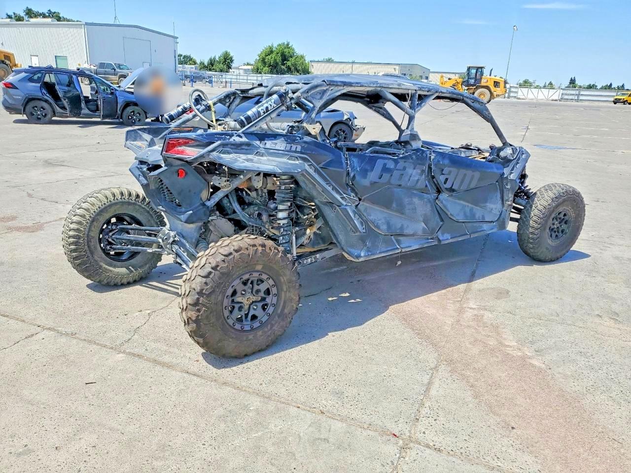 Can-Am Maverick X3