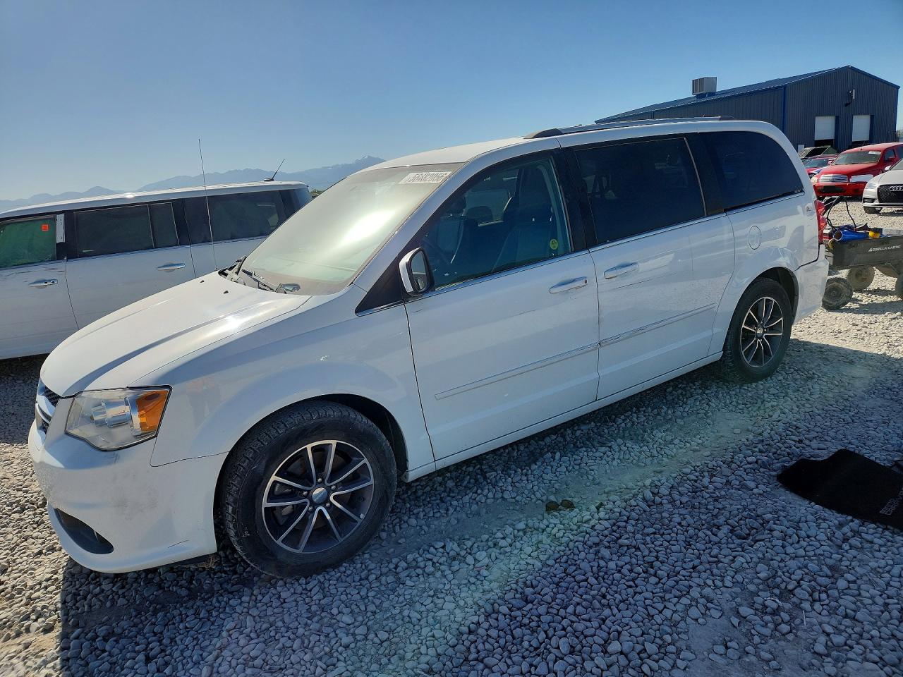 Salvage Dodge Caravan Image