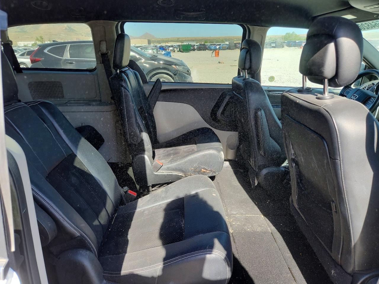 Dodge Caravan Sxt