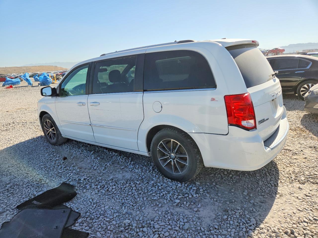 Dodge Caravan Sxt