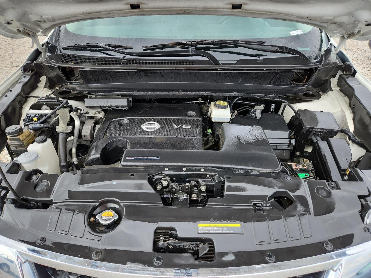 Nissan Pathfinder S