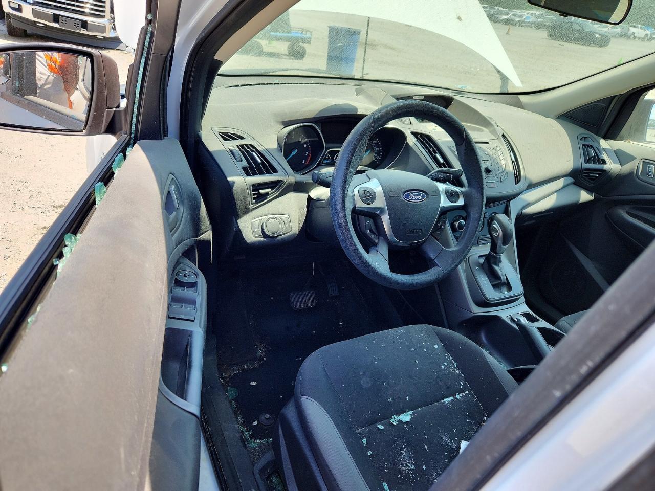 Ford Escape S