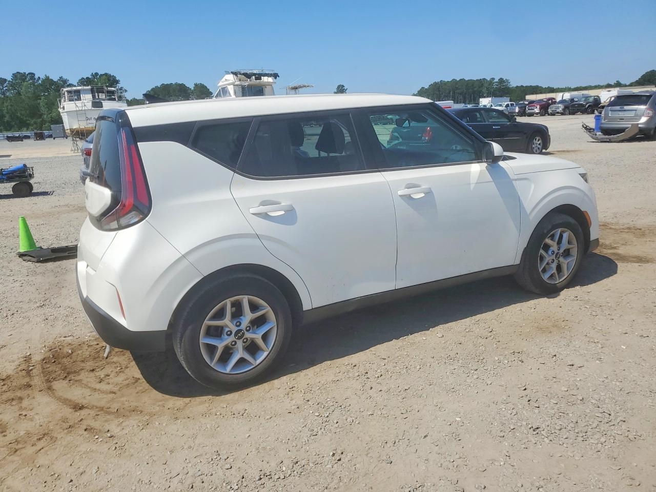 Kia Soul Lx