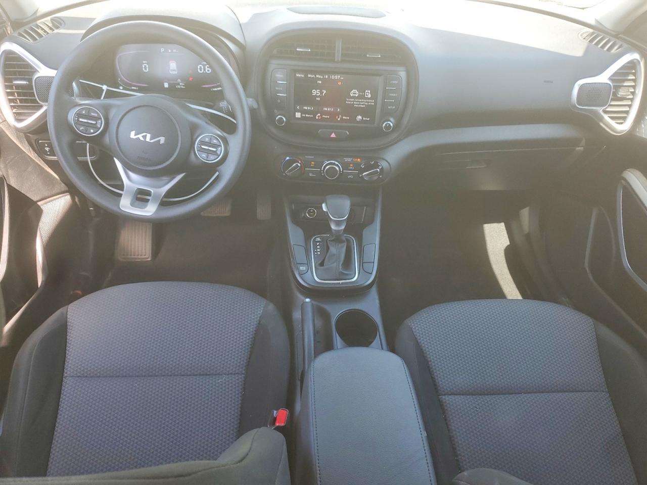 Kia Soul Lx