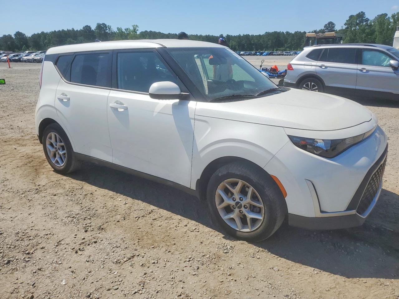 Kia Soul Lx