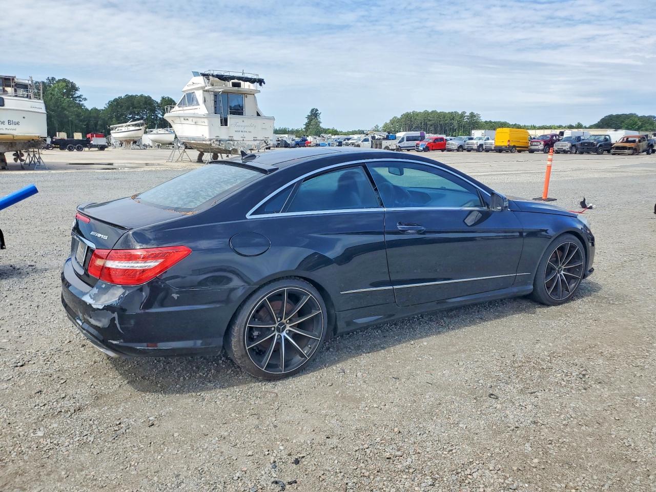 Mercedes-Benz E-Class 550