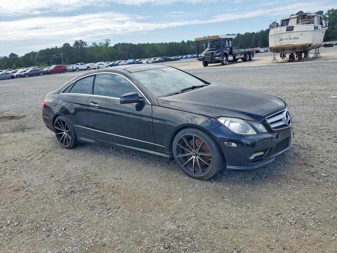 Mercedes-Benz E-Class 550