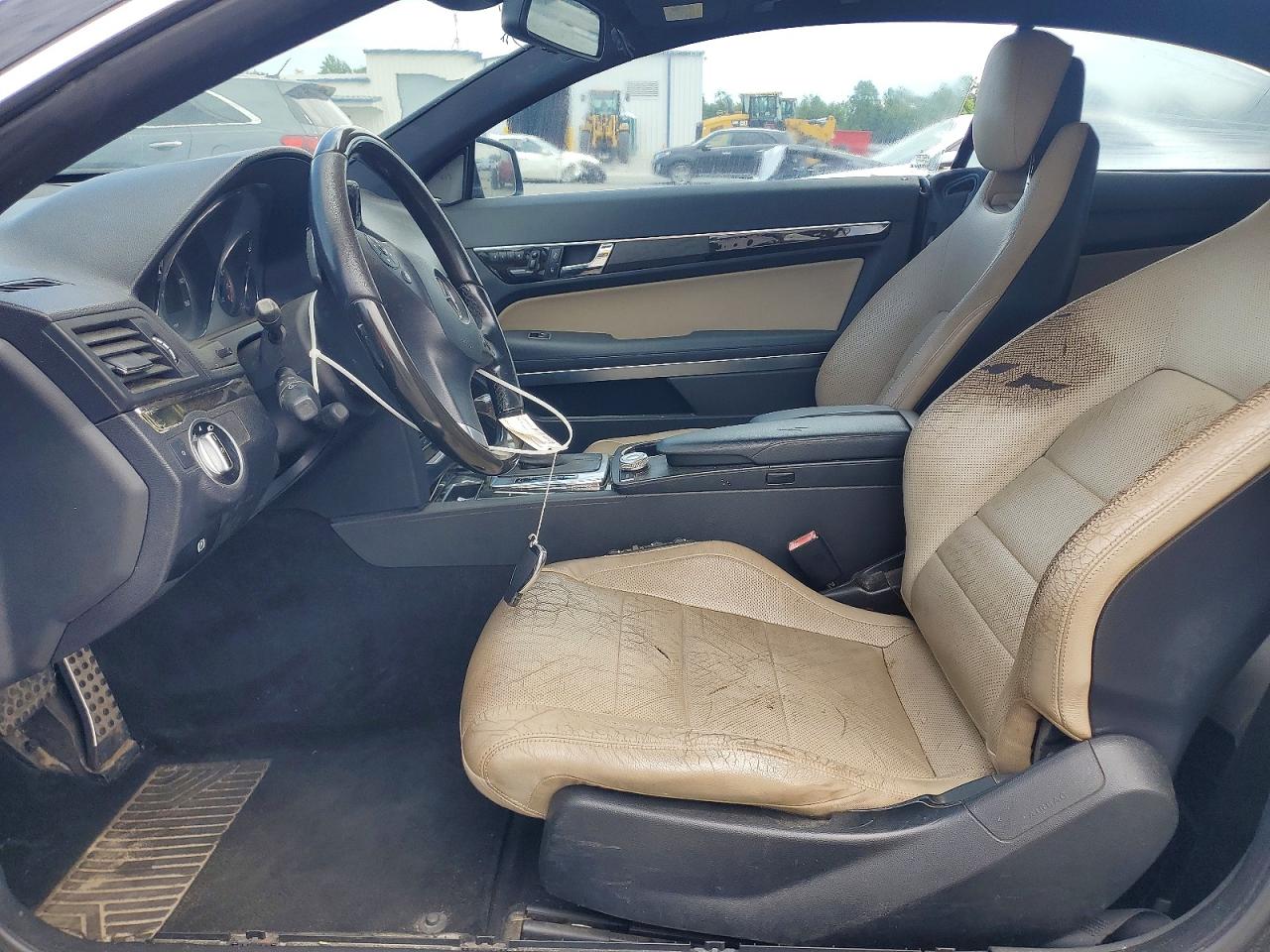 Mercedes-Benz E-Class 550
